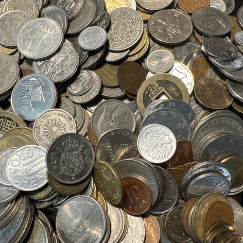 100 world coins - 100,